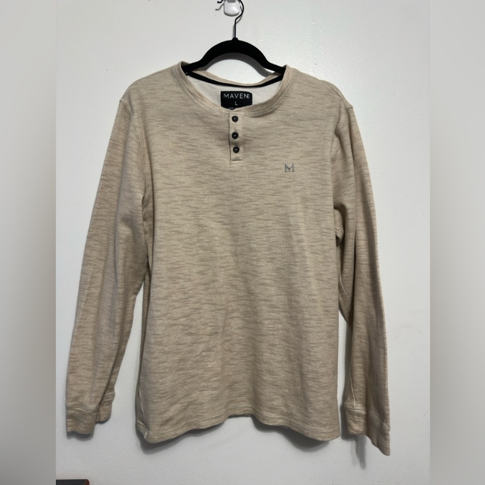 Maven Co-op Men's Marled Performance Henley long-sleeve shirt.